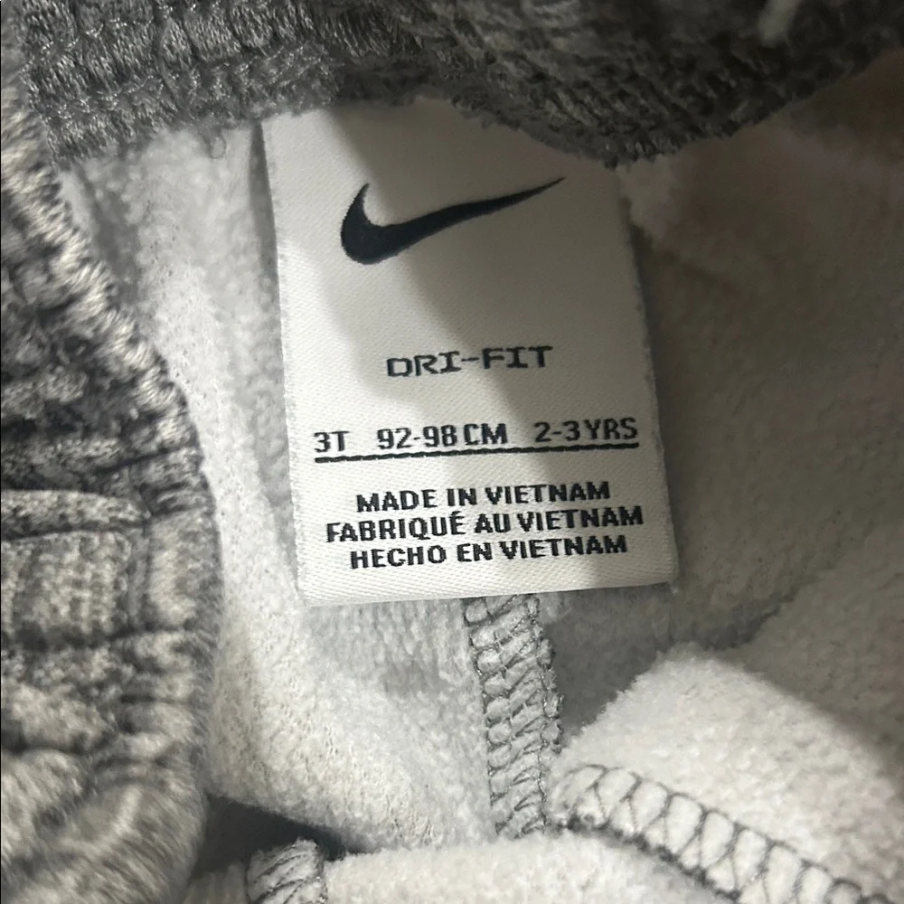 Nike Kids' Navy and Heather Gray Set - Picture 6 of 7